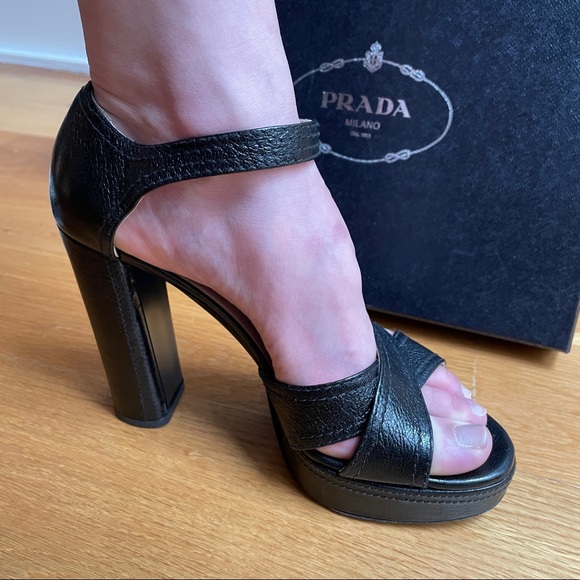 Prada Madras Classic Nero Open Toed Platform Heels - Picture 4 of 15
